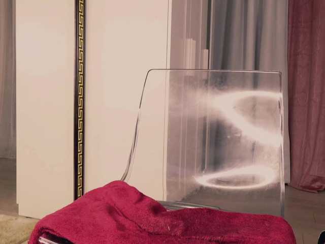 Aliyv live cam on BongaCams