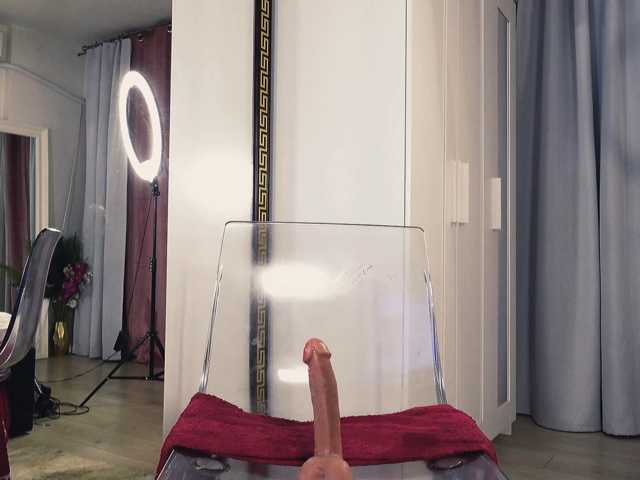 Aliyv live cam on BongaCams