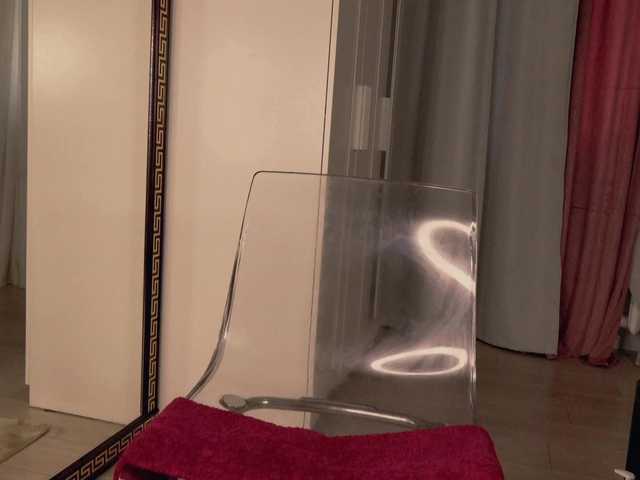 Aliyv live cam on BongaCams