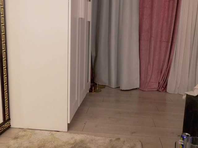 Aliyv live cam on BongaCams