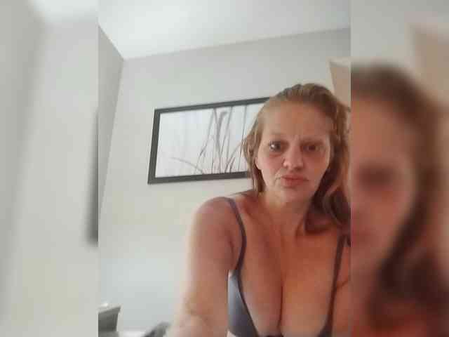 IrishGoddess webcam