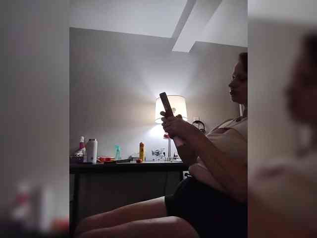 GoddessLux webcam