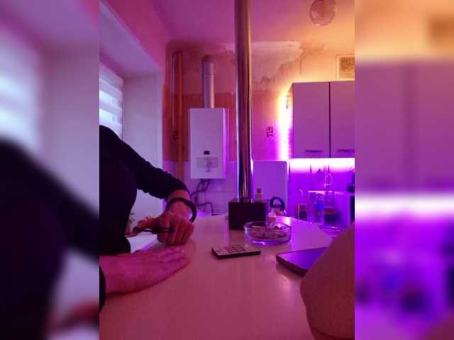 -Princess-Kitana-'s BongaCams show and profile