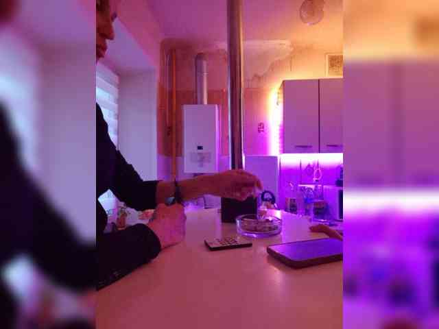 -Princess-Kitana- webcam