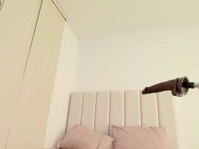 Angelique-sky live cam on BongaCams