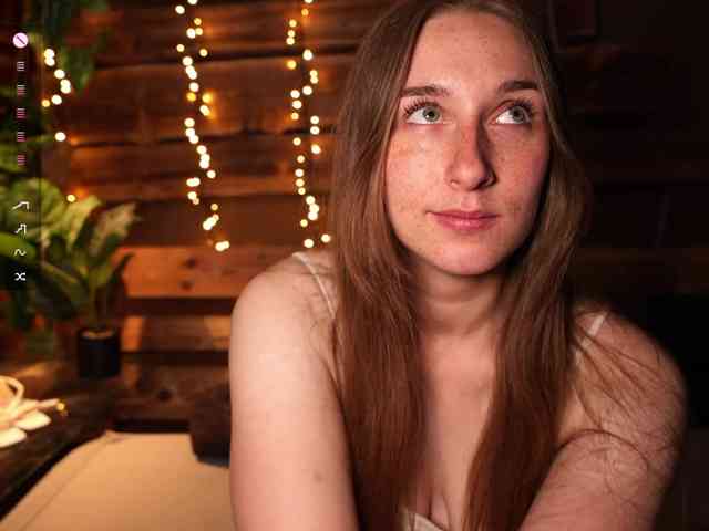 Frecklesgirl webcam