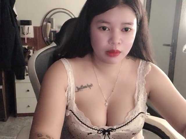 Love-x69x live cam preview