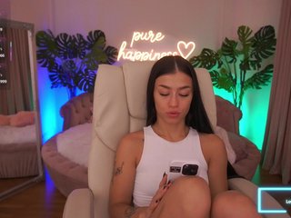 FataleNellie Porn Show