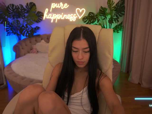 FataleNellie live cam on BongaCams