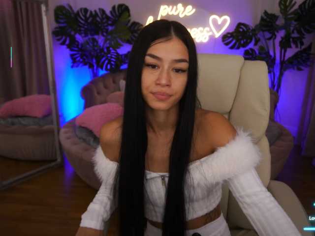 FataleNellie live cam on BongaCams