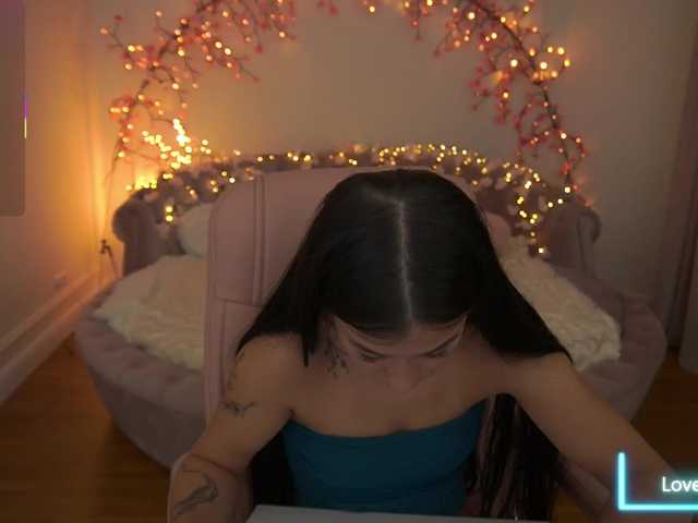 FataleNellie live cam on BongaCams