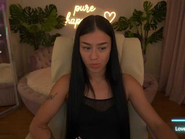 FataleNellie live cam on BongaCams
