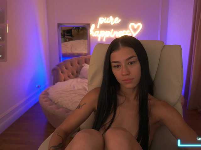 FataleNellie live cam on BongaCams