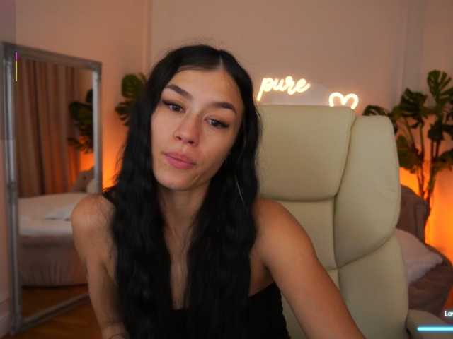 FataleNellie live cam on BongaCams