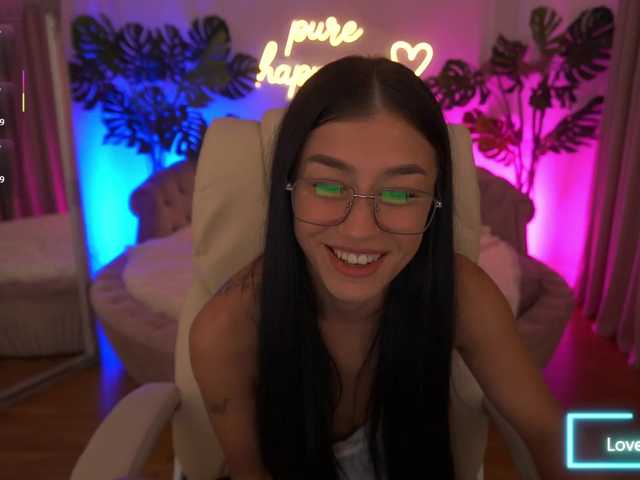 FataleNellie live cam on BongaCams
