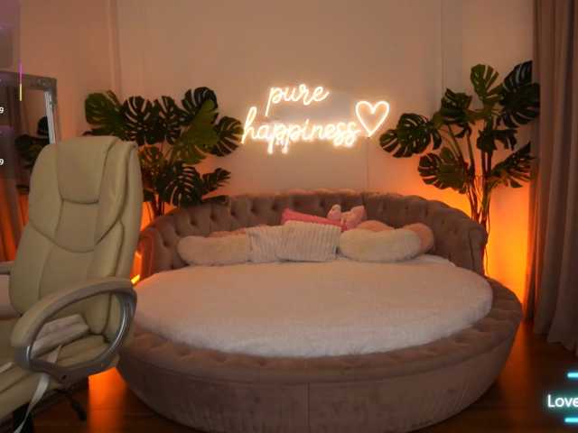 FataleNellie live cam on BongaCams