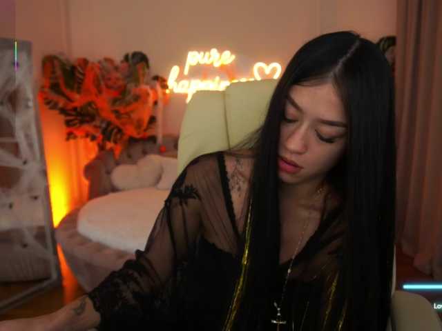 FataleNellie live cam on BongaCams