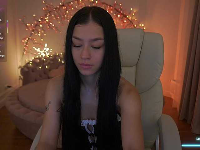 FataleNellie live cam on BongaCams