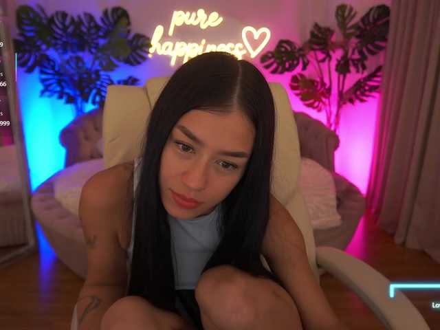 FataleNellie live cam on BongaCams