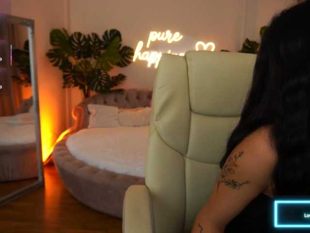 FataleNellie live cam on BongaCams