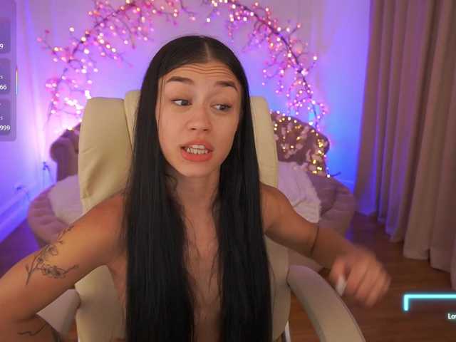 FataleNellie live cam on BongaCams