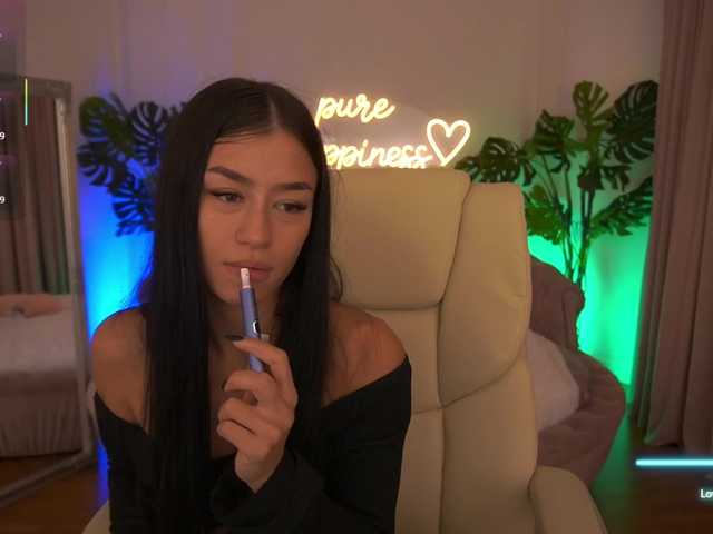 FataleNellie live cam on BongaCams
