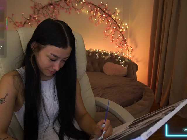 FataleNellie live cam on BongaCams