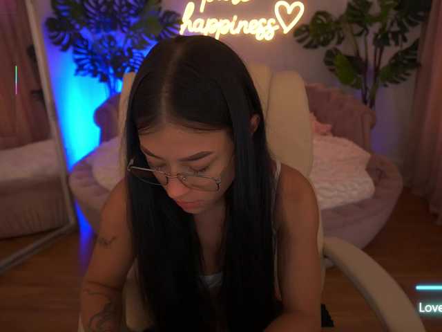 FataleNellie live cam on BongaCams