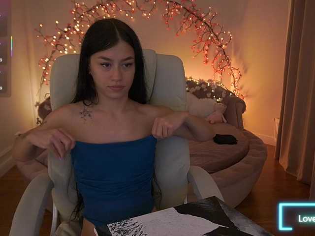 FataleNellie live cam on BongaCams