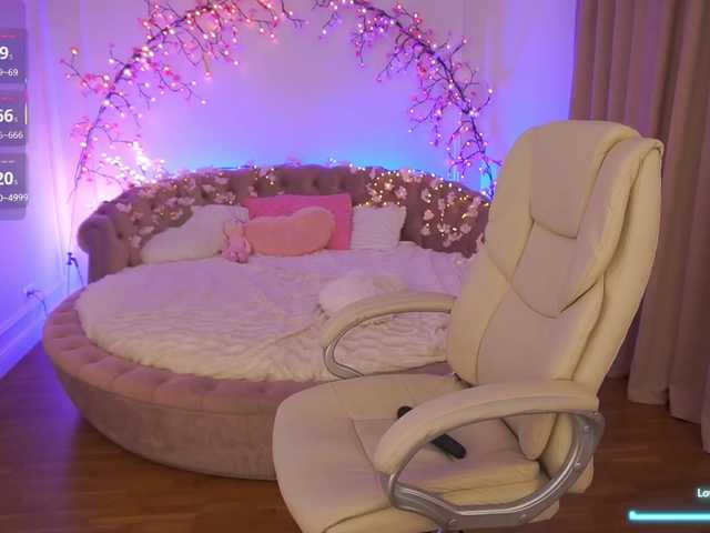 FataleNellie live cam on BongaCams