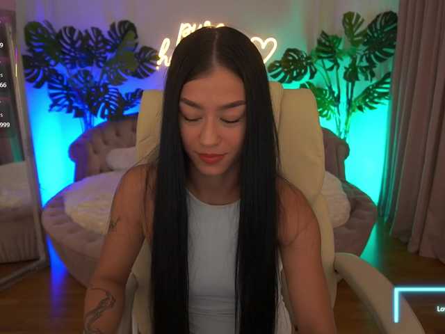 FataleNellie live cam on BongaCams