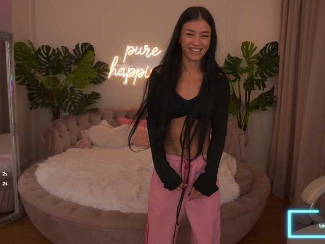 FataleNellie live cam on BongaCams