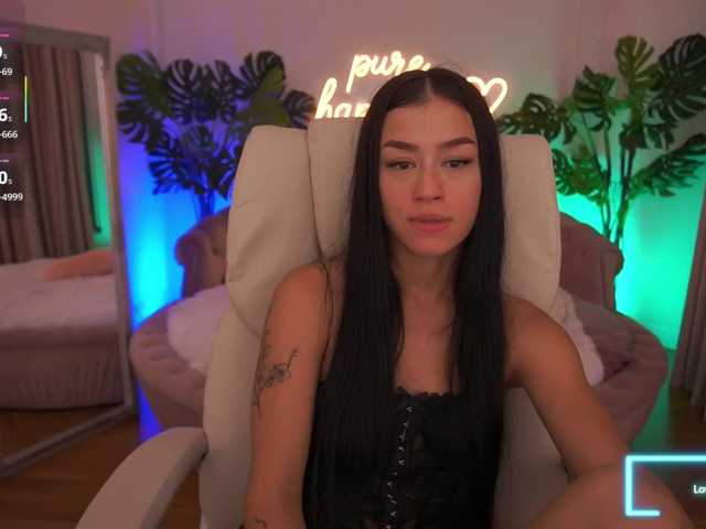 FataleNellie live cam on BongaCams