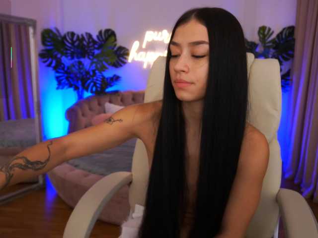 FataleNellie live cam on BongaCams