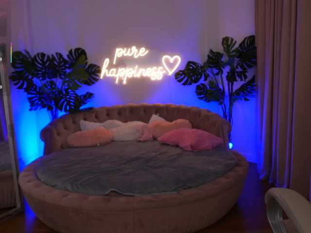FataleNellie live cam on BongaCams