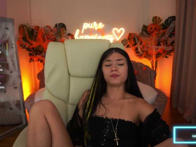 FataleNellie live cam on BongaCams