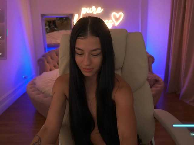 FataleNellie live cam on BongaCams