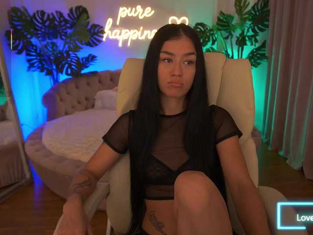 FataleNellie live cam on BongaCams