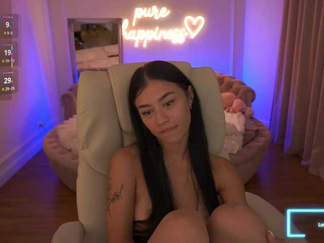 FataleNellie live cam on BongaCams