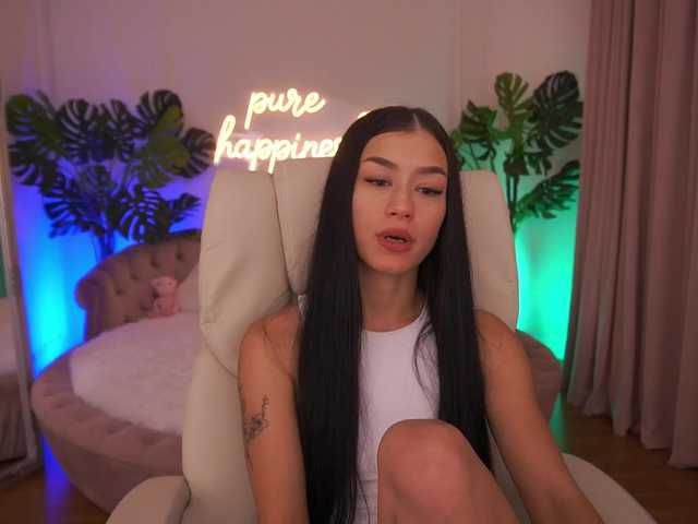 FataleNellie live cam on BongaCams