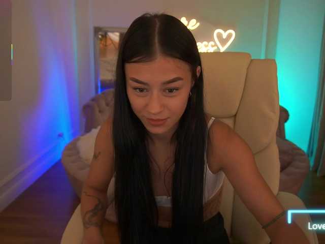 FataleNellie live cam on BongaCams