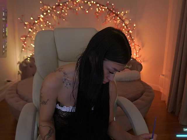 FataleNellie live cam on BongaCams