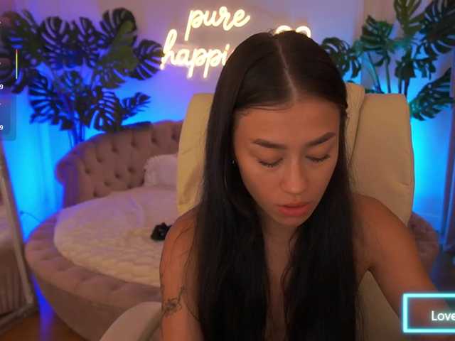FataleNellie live cam on BongaCams