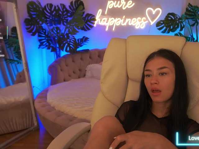FataleNellie live cam on BongaCams