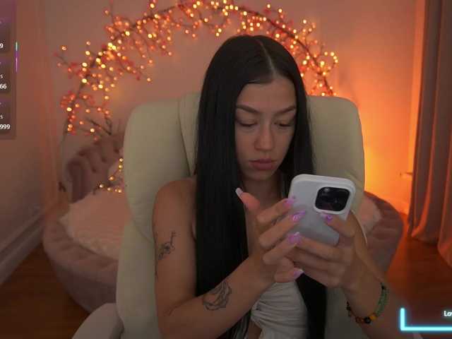 FataleNellie live cam on BongaCams