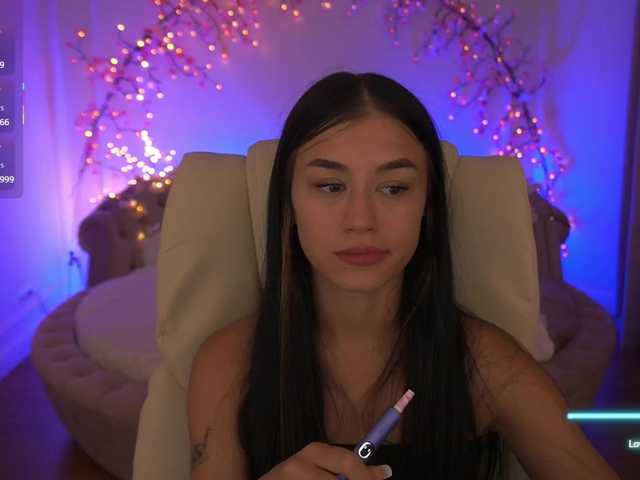 FataleNellie live cam on BongaCams