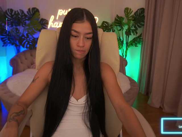 FataleNellie live cam on BongaCams