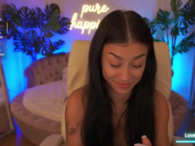 FataleNellie live cam on BongaCams