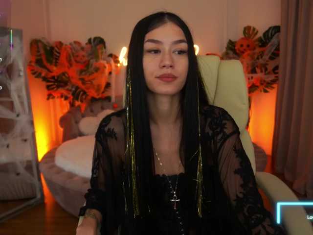 Fatalenellie live cam