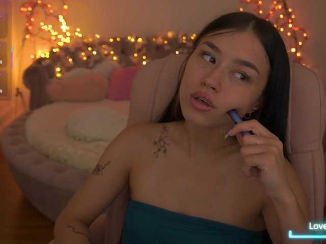 FataleNellie live cam on BongaCams